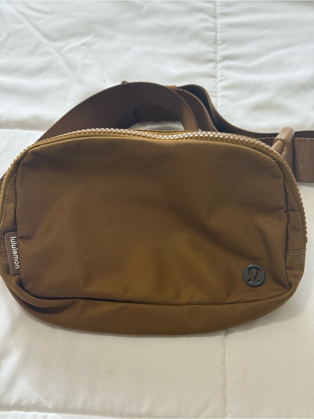 NWOT- Lululemon athletica everywhere Belt bag 2L - brown Crossbody waist bag - Picture 3 of 7